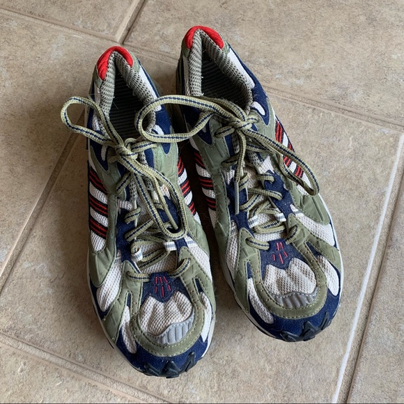 adidas Shoes - Adidas Savage Women’s Outdoor Sneaker size 7.5 medium